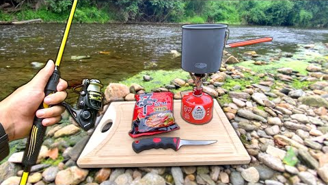 SPICY FISH RAMEN!! (Catch and Cook) Solo Creek Fishing
